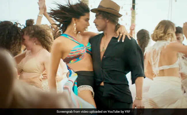 Shah Rukh Khan And Deepika Padukone, "Words Can Do No Justice To Their Love" - His Post, Her Comment