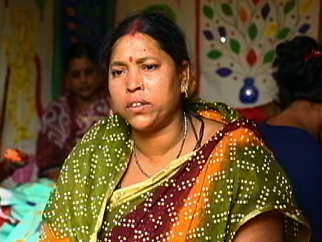 Binita Teaches Women A New Skill