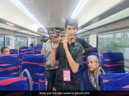 Viral Video: Class 12 Student Plays '<i>Vande Mataram</i>' On Flute On Vande Bharat Express Viral Video: Class 12 Student Plays '<i>Vande Mataram</i>' On Flute On Vande Bharat Express