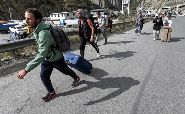 Russians Who Fled Military Draft In No Hurry To Return