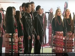 Watch: North Eastern Band Performs Beautiful Rendition Of <i>'Vande Mataram'</i> In Front Of PM Modi Watch: North Eastern Band Performs Beautiful Rendition Of <i>'Vande Mataram'</i> In Front Of PM Modi
