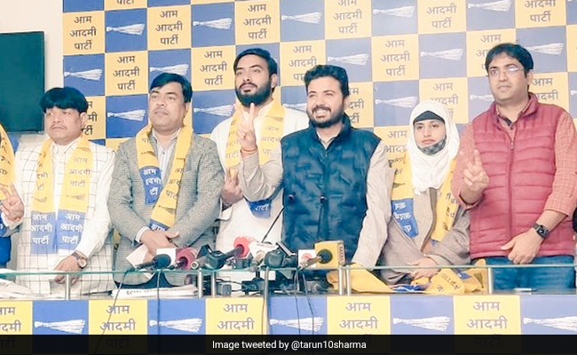 Delhi Congress Vice President, 2 Elected Councillors Join AAP