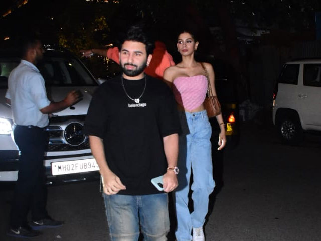 Khushi Kapoor And Orhan Awatramani Step Out For Dinner