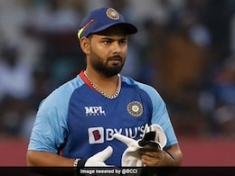 Rishabh Pant Brought To Mumbai For Treatment Rishabh Pant Brought To Mumbai For Treatment
