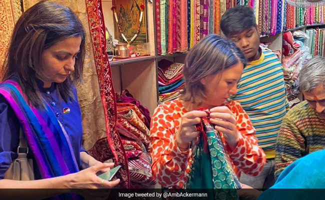 German Foreign Minister Shops At Delhi's Chandni Chowk, Pays Using Paytm