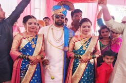 After Viral Photo Of Twins Marrying Same Man, Police Investigation After Viral Photo Of Twins Marrying Same Man, Police Investigation