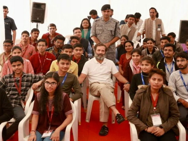 Students On Meeting Rahul Gandhi During Bharat Jodo Yatra In Rajasthan