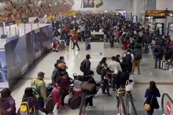 "Check-In Counters At Certain Airports Unmanned...": Centre Raps Airlines "Check-In Counters At Certain Airports Unmanned...": Centre Raps Airlines