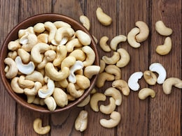 Eating These Nutritionist-Approved Foods Before Bed May Help Manage Thyroid Eating These Nutritionist-Approved Foods Before Bed May Help Manage Thyroid