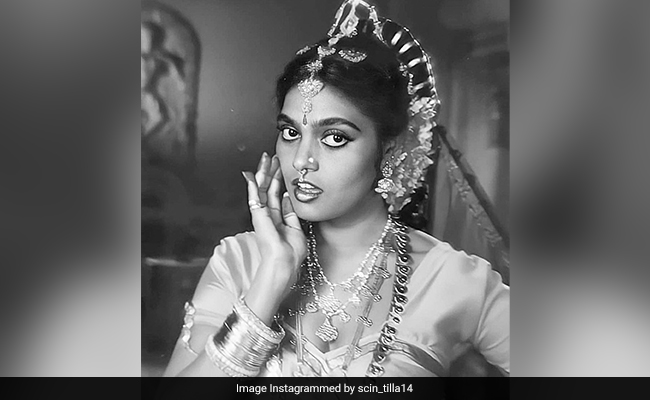 जब लाखों में बिका था सिल्क स्मिता का खाया आधा सेब, सेट से हो गया था चोरी, किस्सा ऐसा जिससे हर कोई हो गया था हैरान