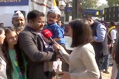 4-Year-Old 'Muffler Man' Celebrates AAP's Civic Body Poll Victory 4-Year-Old 'Muffler Man' Celebrates AAP's Civic Body Poll Victory