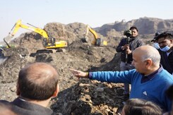 Manish Sisodia Visits Delhi Landfill With AAP's Mayor Candidate Manish Sisodia Visits Delhi Landfill With AAP's Mayor Candidate