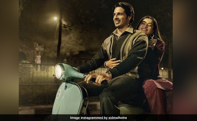 <i>Mission Majnu</i> New Poster: Sidharth Malhotra And Rashmika Mandanna's Unusual Love Story