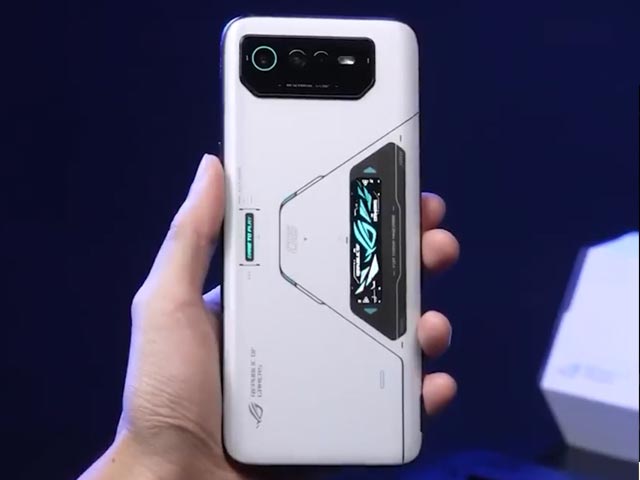 The Future of Glass is Here, And A Review of The Asus ROG Phone 6