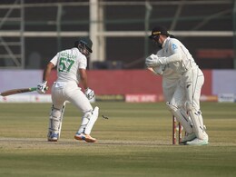 OMG ! टेस्ट क्रिकेट के 145 साल के इतिहास में हुआ ऐसा पहली बार, पाकिस्तान-न्यूजीलैंड टेस्ट मैच के पहले दिन हुआ अजब-गजब