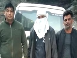 नए साल पर रेव पार्टी के लिए लाई गई 28 करोड़ की ड्रग्स बरामद, एक गिरफ्तार नए साल पर रेव पार्टी के लिए लाई गई 28 करोड़ की ड्रग्स बरामद, एक गिरफ्तार