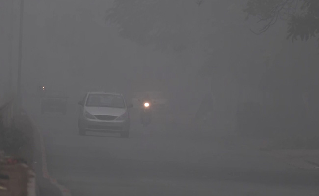 Mercury Touches 3 Degrees Celsius As Cold Wave Sweeps Delhi