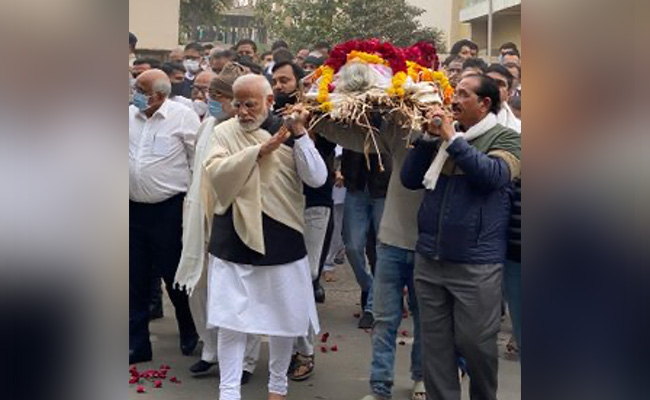 PM Modi's Mother Heeraben Dies At 99 In Ahmedabad