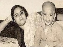 मां के साथ बेड पर बैठा यह बच्चा आज है दुनिया का दूसरा सबसे अमीर हीरो, पूरे बॉलीवुड पर है दबदबा, दिमागवाले ही पहचान पाएंगे मां के साथ बेड पर बैठा यह बच्चा आज है दुनिया का दूसरा सबसे अमीर हीरो, पूरे बॉलीवुड पर है दबदबा, दिमागवाले ही पहचान पाएंगे