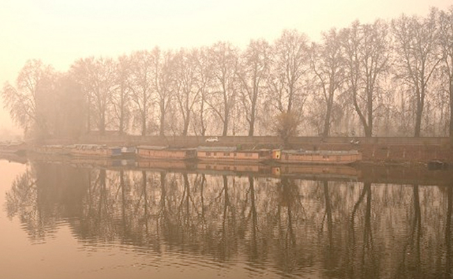 Srinagar Records Minus 3.5 Degrees Celsius As Cold Wave Grips Kashmir