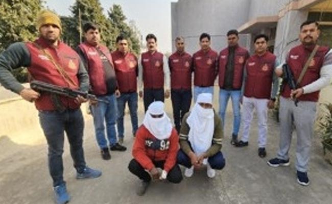 जबरन वसूली के आरोप में डांस टीचर गिरफ्तार, क्रॉस मार्क लगाकर फैमिली को भेज रहा था बच्चों की फोटो