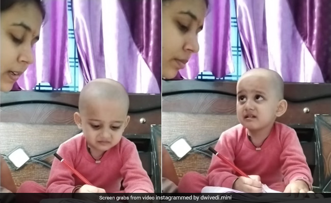 मां के साथ पढ़ाई करते हुए रो रहा था बच्चा, सिसकते हुए कही ऐसी बात, सुनकर मां पर भड़क गए लोग