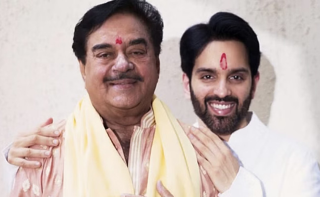 शत्रुघ्न सिन्हा के बेटे लव सिन्हा बोले- बॉलीवुड मेकर्स उन लोगों को कास्ट करते हैं, जिन्हें हिंदी नहीं आती, जो प्लास्टिक...