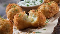 6 Fried Snacks You Can Make In 15 Mins When Rain Falls And Craving Strikes