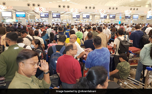 Nearly 300 Passengers Flying To Vietnam Stranded At Mumbai Airport: Report