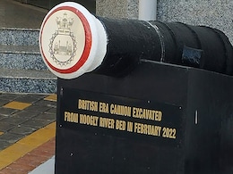 Indian Navy Discovers 5 Cannons, Likely From World War I, Near Kolkata River Indian Navy Discovers 5 Cannons, Likely From World War I, Near Kolkata River