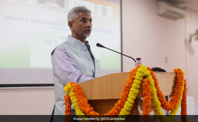 वैश्विक सरोकारों से जुड़कर बहुआयामी स्वरूप ग्रहण कर रही भारतीय विदेश नीति : एस जयशंकर