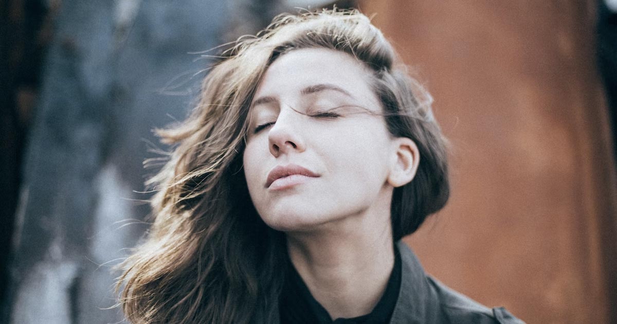 Get Glowing With These 5 DIY Face Packs To Brave The Winter Season