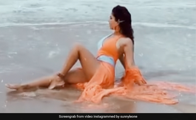 Sunny Leone Was Chilling On The Beach. Here's What Happened Next