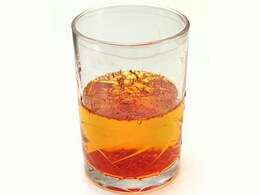 Kesar Water: चेहरे को चमकदार और बेदाग बनाना है तो करें इस ट्रिक को फॉलो, कुछ ही दिनों मे दिखेगा असर Kesar Water: चेहरे को चमकदार और बेदाग बनाना है तो करें इस ट्रिक को फॉलो, कुछ ही दिनों मे दिखेगा असर