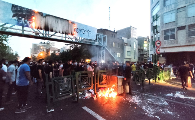 Iran Hangs Three Men Convicted Of Killing Security Forces During Protests