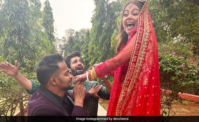 Devoleena Bhattacharjee Shares Pic With Husband Shahnawaz Shaikh And Rumoured Ex Vishal Singh