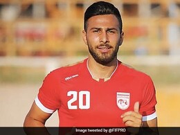 Iran Footballer Faces Execution For 'Campaigning For Women's Rights': Report Iran Footballer Faces Execution For 'Campaigning For Women's Rights': Report