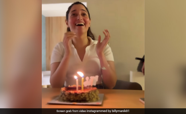 Inside <i>Baahubali</i> Star Tamannaah's Surprise Birthday Celebrations