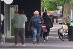 New Zealand To Be Smokefree By 2025, Passes World-First Law To Ban Smoking For Next Generation New Zealand To Be Smokefree By 2025, Passes World-First Law To Ban Smoking For Next Generation