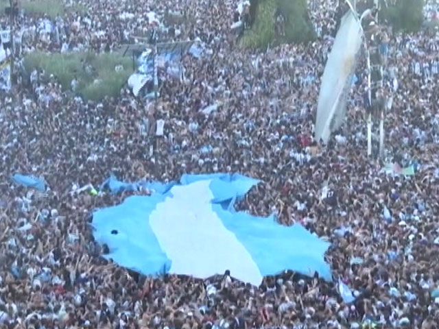 Watch: Millions Celebrate World Cup Victory At Iconic Argentina Monument