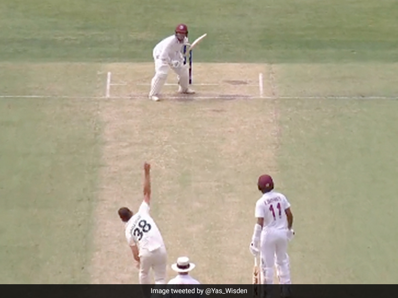 Similarity Of Tagenarine Chanderpaul's Batting Stance To That Of His Father Has Twitter In Awe