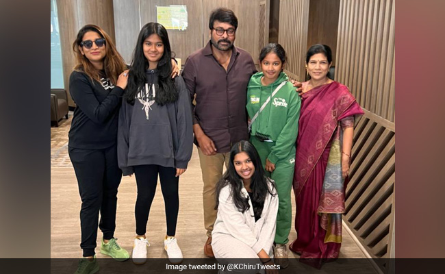 Pics From Chiranjeevi's "Outing With Family" And <i>Waltair Veerayya</i> Co-Star Shruti Haasan In Europe