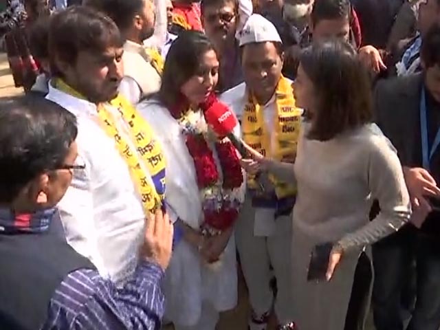 "Not Crackers, We're Celebrating With Flowers": AAP Councillor To NDTV