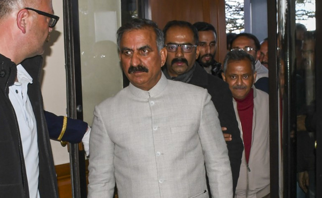 Himachal Chief Minister's Helicopter Makes Emergency Landing In Shimla