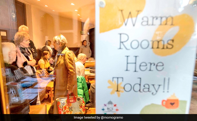 Warm Banks Open In UK To Help People In Winters Due To Increased Cost Of Living