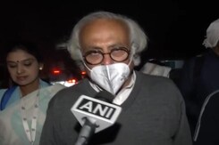 BJP Doing Politics On Covid, Trying To Defame 'Bharat Jodo Yatra': Congress's Jairam Ramesh BJP Doing Politics On Covid, Trying To Defame 'Bharat Jodo Yatra': Congress's Jairam Ramesh