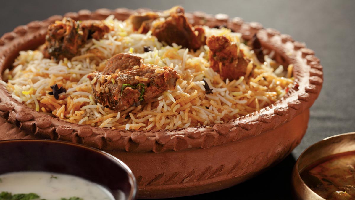 Swiggy Delivered 3.5 Lakh Biryanis On New Year's Eve, This Variety Topped