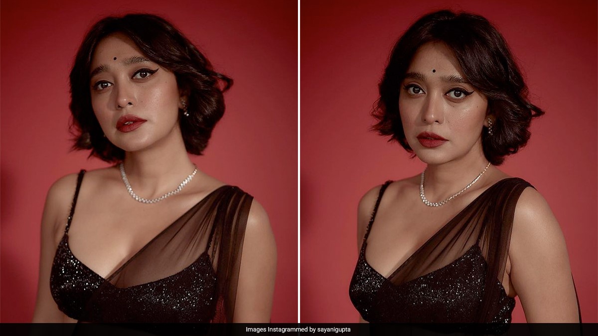 Sayani Gupta's Black Retro <i>Saree</i> Is The Festive Way To Style The Little Black Dress