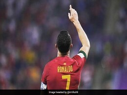 क्रिस्टियानो रोनाल्डो के लिए इमोशनल हुए Virat Kohli, बोले- 'चाहे जो भी हो आप मेरे लिए सर्वकालिक महान हैं..' क्रिस्टियानो रोनाल्डो के लिए इमोशनल हुए Virat Kohli, बोले- 'चाहे जो भी हो आप मेरे लिए सर्वकालिक महान हैं..'