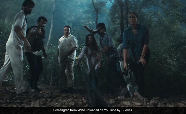<i>Kuttey</i> Trailer: Arjun Kapoor, Tabu And Gang Play The Game Of Dog And The Bone